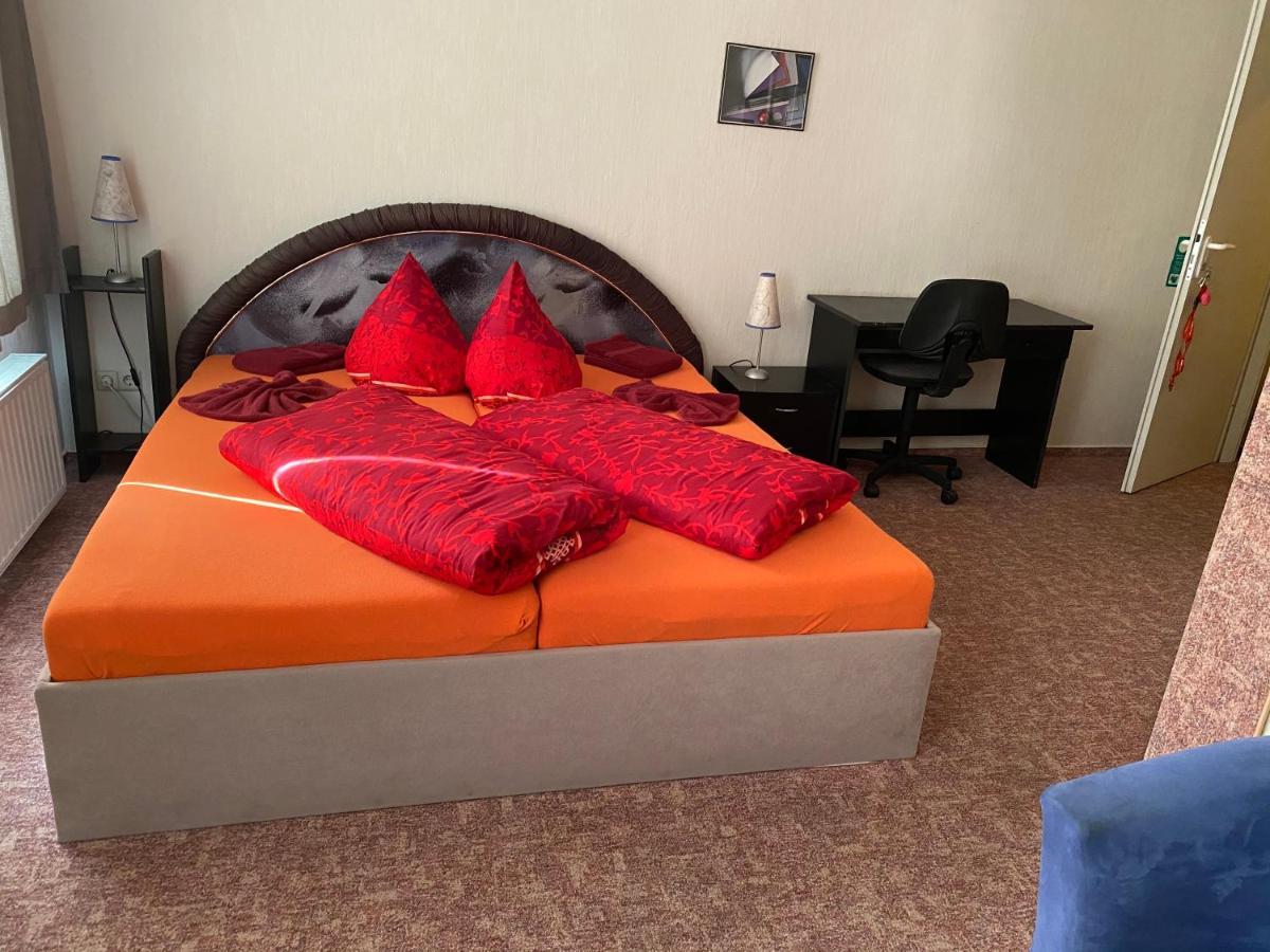 Alte Schmiede Hotel Weisswasser Kültér fotó
